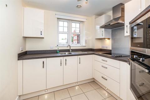 2 bedroom apartment for sale, Swift House, St. Lukes Road, Maidenhead, Berkshire