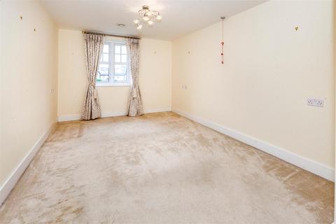 2 bedroom apartment for sale, Swift House, St. Lukes Road, Maidenhead, Berkshire