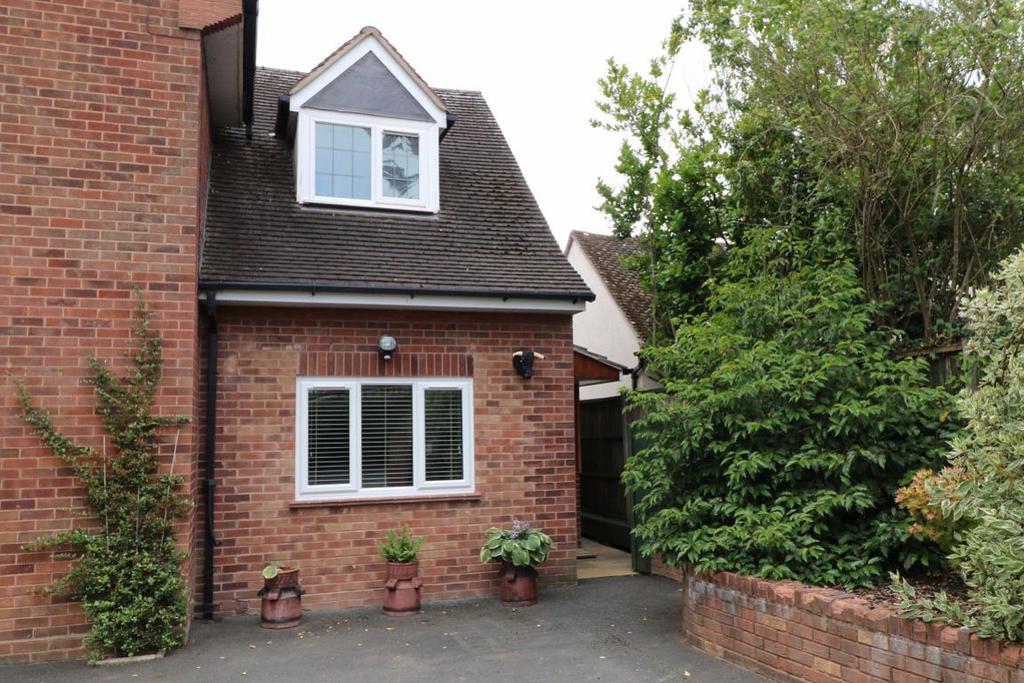 Hampton Park Road, Hereford 1 bed flat £770 pcm (£178 pw)