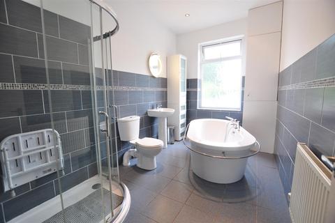16 Bell End, Rowley Regis, B65 9LX