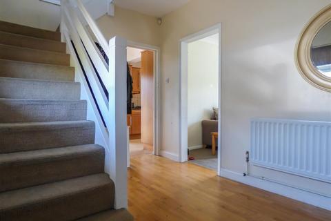 4 Marks Square, Northfleet, Gravesend, DA11 7HU