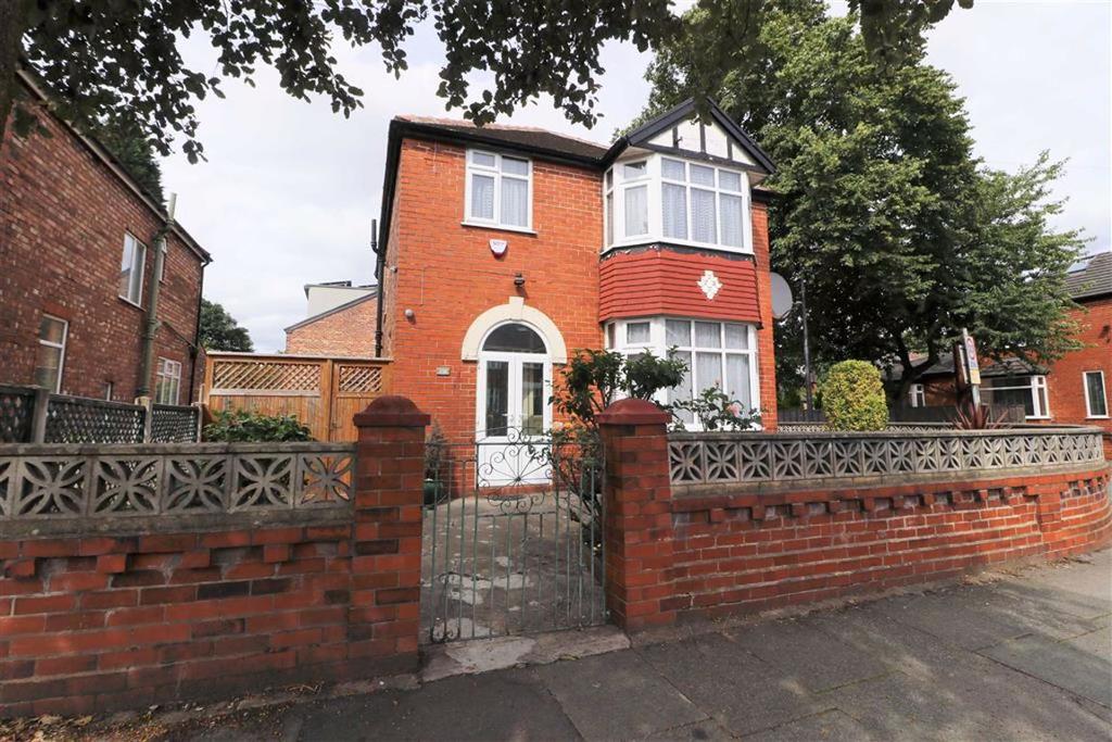 Kings Road, Old Trafford, Trafford, M16 3 bed detached house £425,000