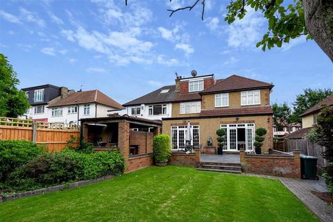 139 Cat Hill, Barnet, EN4 8HR