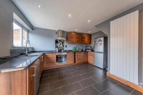10 Abbotts Road, Waverton, Chester, CH3 7NJ