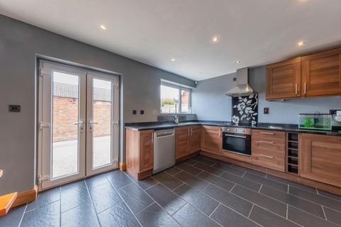 10 Abbotts Road, Waverton, Chester, CH3 7NJ