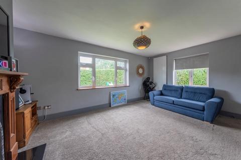 10 Abbotts Road, Waverton, Chester, CH3 7NJ