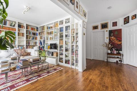 Flat B, Cornwood House Cornwood Close, London, N2 0HP