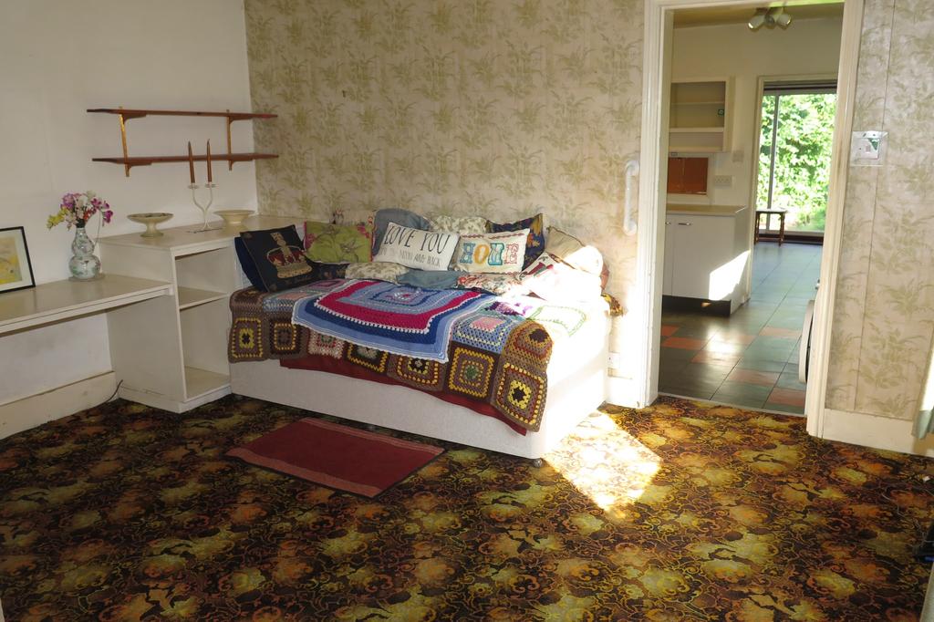 Dining/second reception room