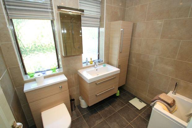 Bathroom Aspect 2