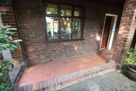 268 Brooklands Road, Manchester, M23 9HD