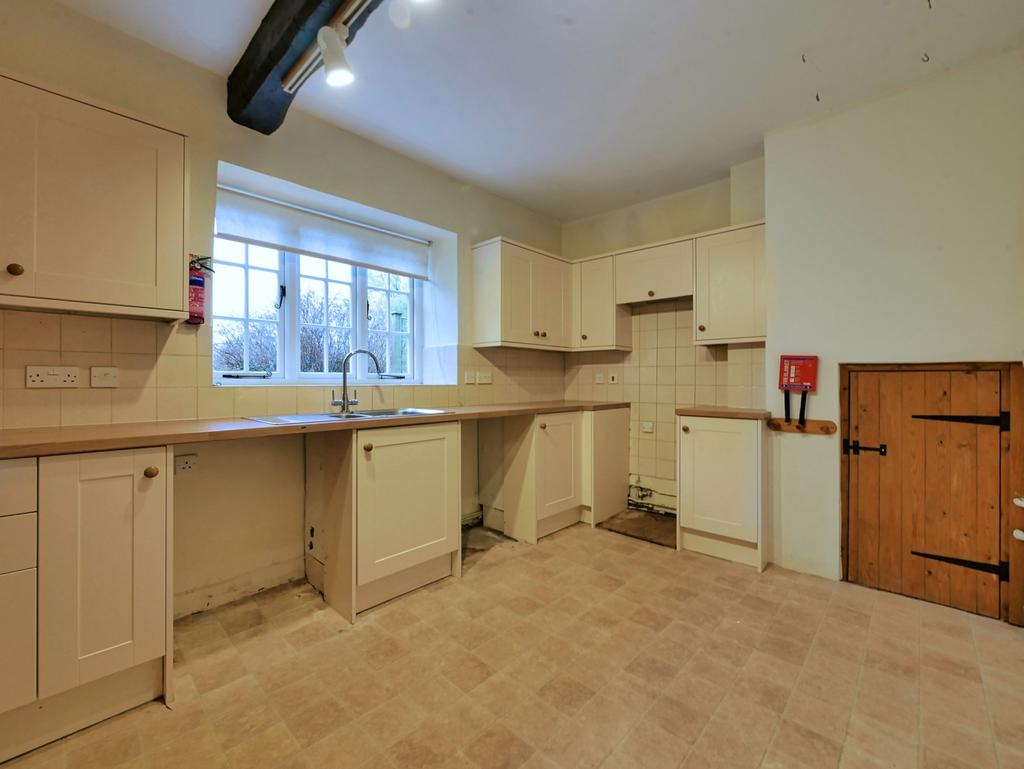 Kitchen breakfast room