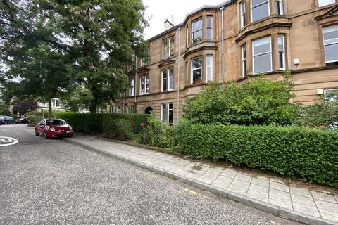 4 bedroom flat to rent - 26 Holyrood Crescent G20