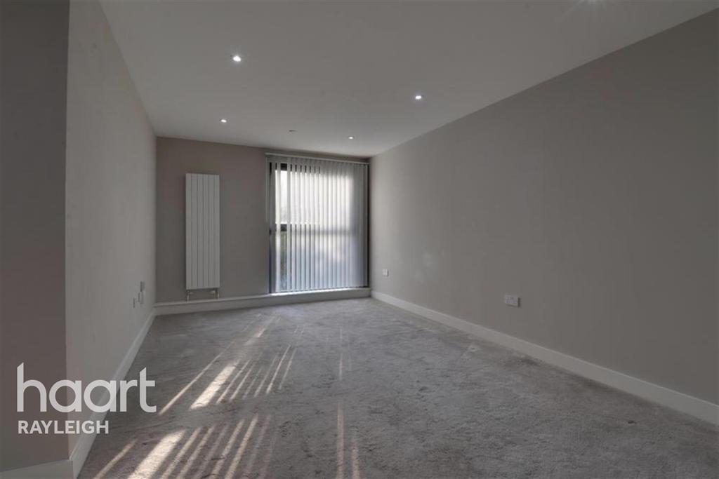 Beaumont Court, SouthendonSea 1 bed flat £950 pcm (£219 pw)