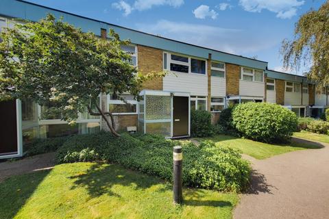5 Corner Green, London, SE3 9JJ