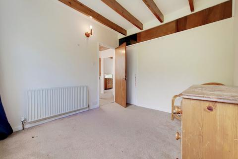 5 Corner Green, London, SE3 9JJ