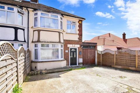 103 Lancelot Avenue, Strood, Rochester, ME2 2YX