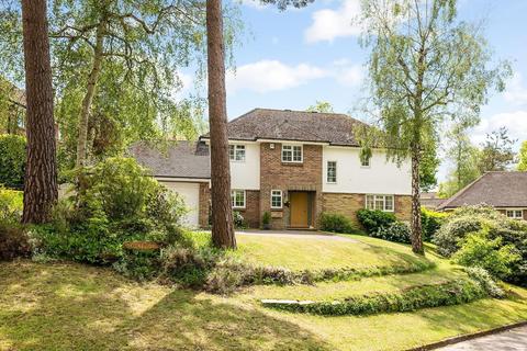 Chiltington Azalea Close, Storrington, Pulborough, RH20 3PD
