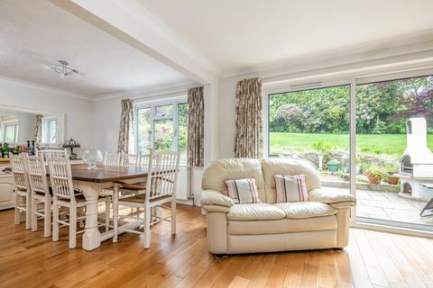 Chiltington Azalea Close, Storrington, Pulborough, RH20 3PD