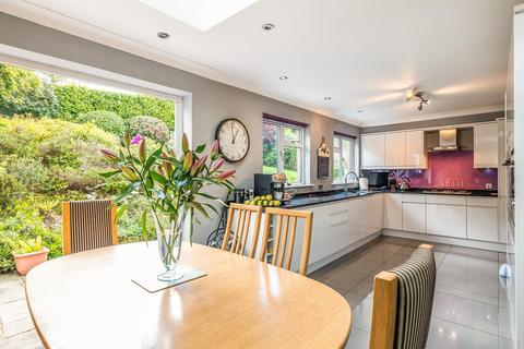 Chiltington Azalea Close, Storrington, Pulborough, RH20 3PD