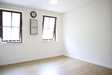 150 Stanley Road, Hounslow, TW3 1YT