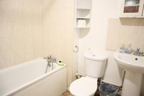 150 Stanley Road, Hounslow, TW3 1YT