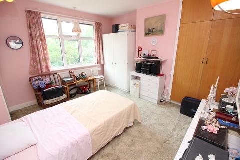 53 Wordsworth Drive, Cheam, Sutton, SM3 8HE
