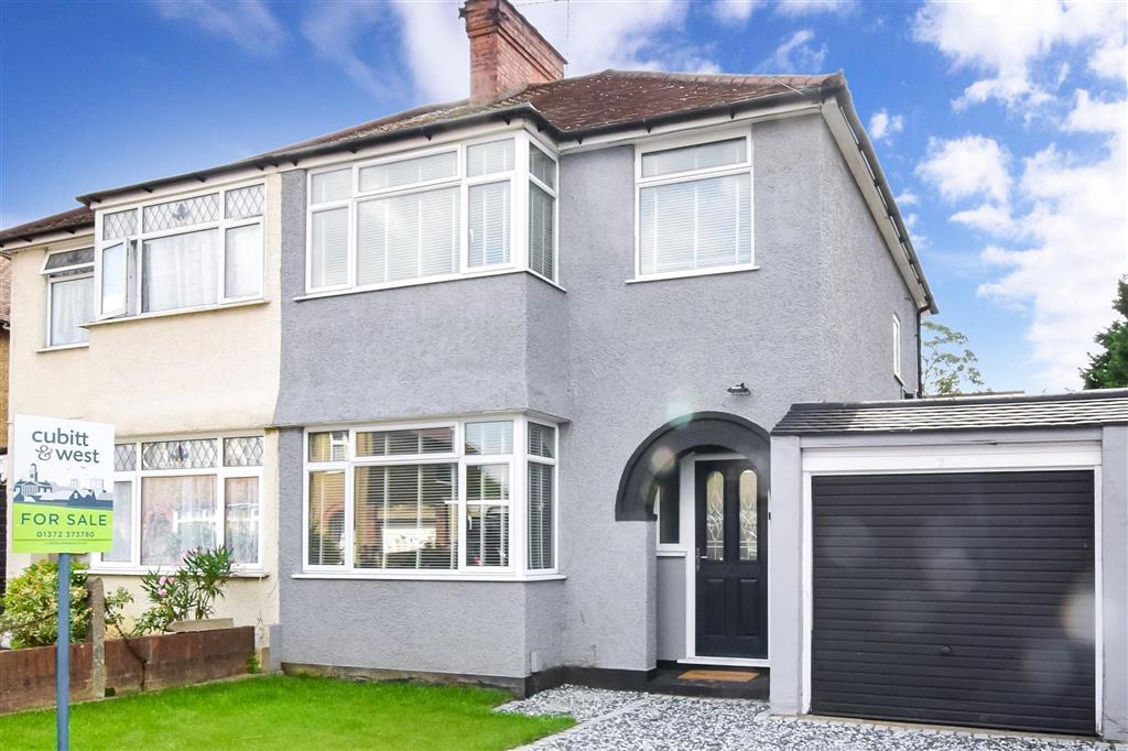 Cleeve Road, Leatherhead, Surrey 3 bed semidetached house £500,000
