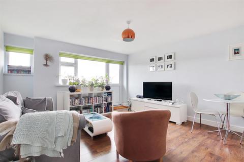 105 Ellenborough Road, Sidcup, DA14 5JY