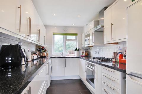 105 Ellenborough Road, Sidcup, DA14 5JY