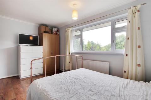 105 Ellenborough Road, Sidcup, DA14 5JY