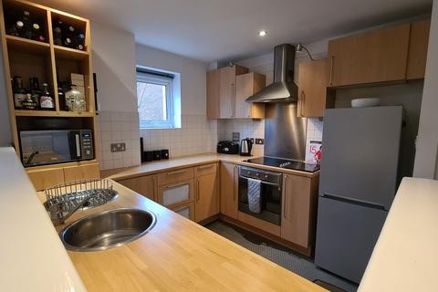 2 bedroom apartment to rent, St Wilfrids St, Hulme, Manchester. M15 5XE