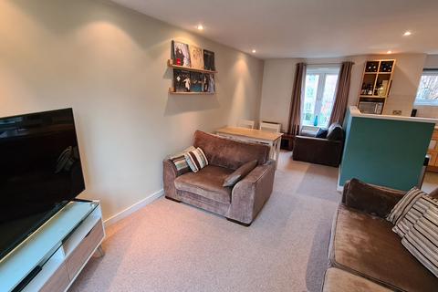 2 bedroom apartment to rent, St Wilfrids St, Hulme, Manchester. M15 5XE