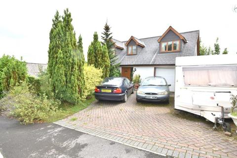 4 bedroom detached bungalow for sale - Green Meadow, New Inn, Pencader, Carmarthenshire SA39 9BE