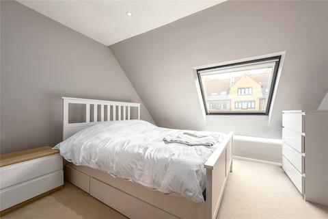 16 Rotterdam Drive, London, E14 3JA