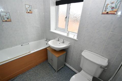 26 Aarons Hill, Godalming, GU7 2LQ