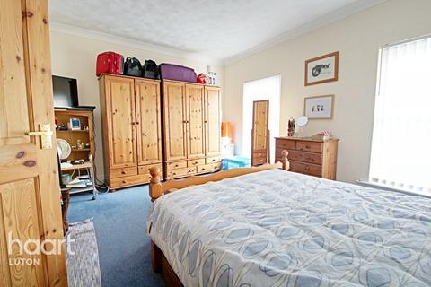 190 High Town Road, Luton, LU2 0DN