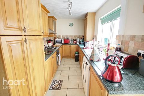 190 High Town Road, Luton, LU2 0DN