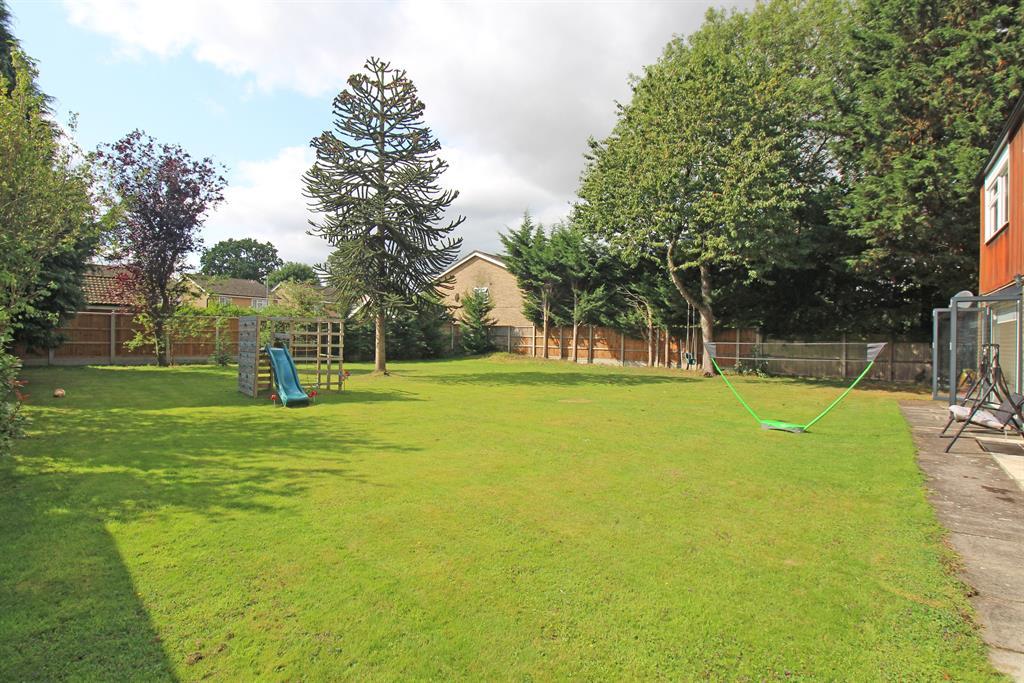 Rectory Lane, Stevenage, SG1 4BX 3 bed detached house £825,000