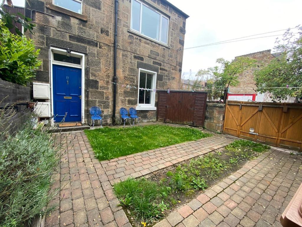 Breadalbane Terrace, Haymarket... 1 bed flat £750 pcm (£173 pw)