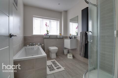31 Commodores Close, Minster On Sea, Sheerness, ME12 3UU