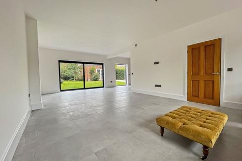 3 Fulbroke Close, Ryhope, Sunderland, SR2 0LH