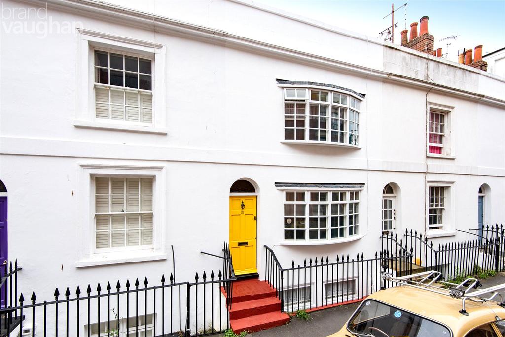 Robert Street, Brighton, BN1 3 bed terraced house £550,000