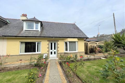 3 bedroom semi-detached house to rent, Anthony Road, Largs, North Ayrshire, KA30
