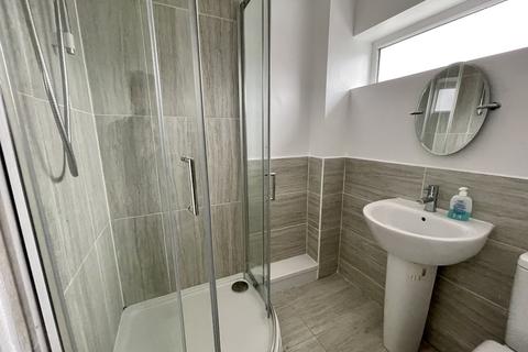 8 Eastholme Croft, Colwick Park, Nottingham, NG2 4DZ