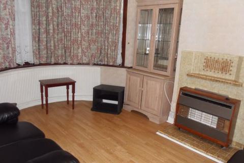 3 bedroom terraced house to rent, Keble Close, NORTHOLT, Middlesex, UB5 4QE