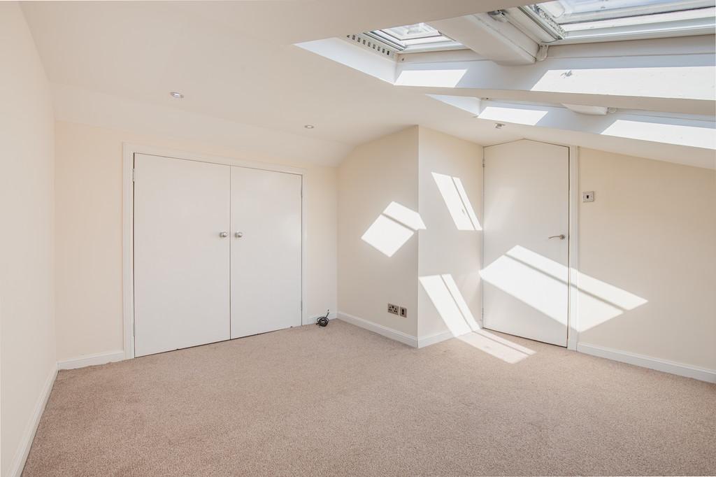 Bedroom 2.2