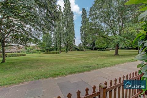 11 Winchat Close, Binley, Coventry, CV3 2FE