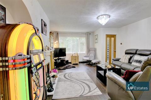 11 Winchat Close, Binley, Coventry, CV3 2FE