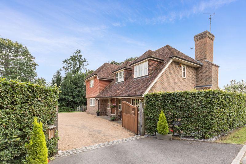 Horsted Lane, Sharpthorne, West Sussex 5 bed detached house - £1,450,000