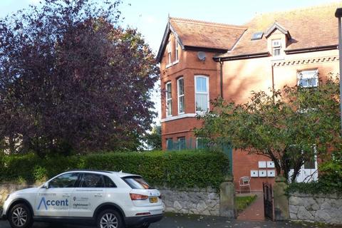 2 bedroom block of apartments for sale - Queens Avenue, Colwyn Bay, LL29 7BE